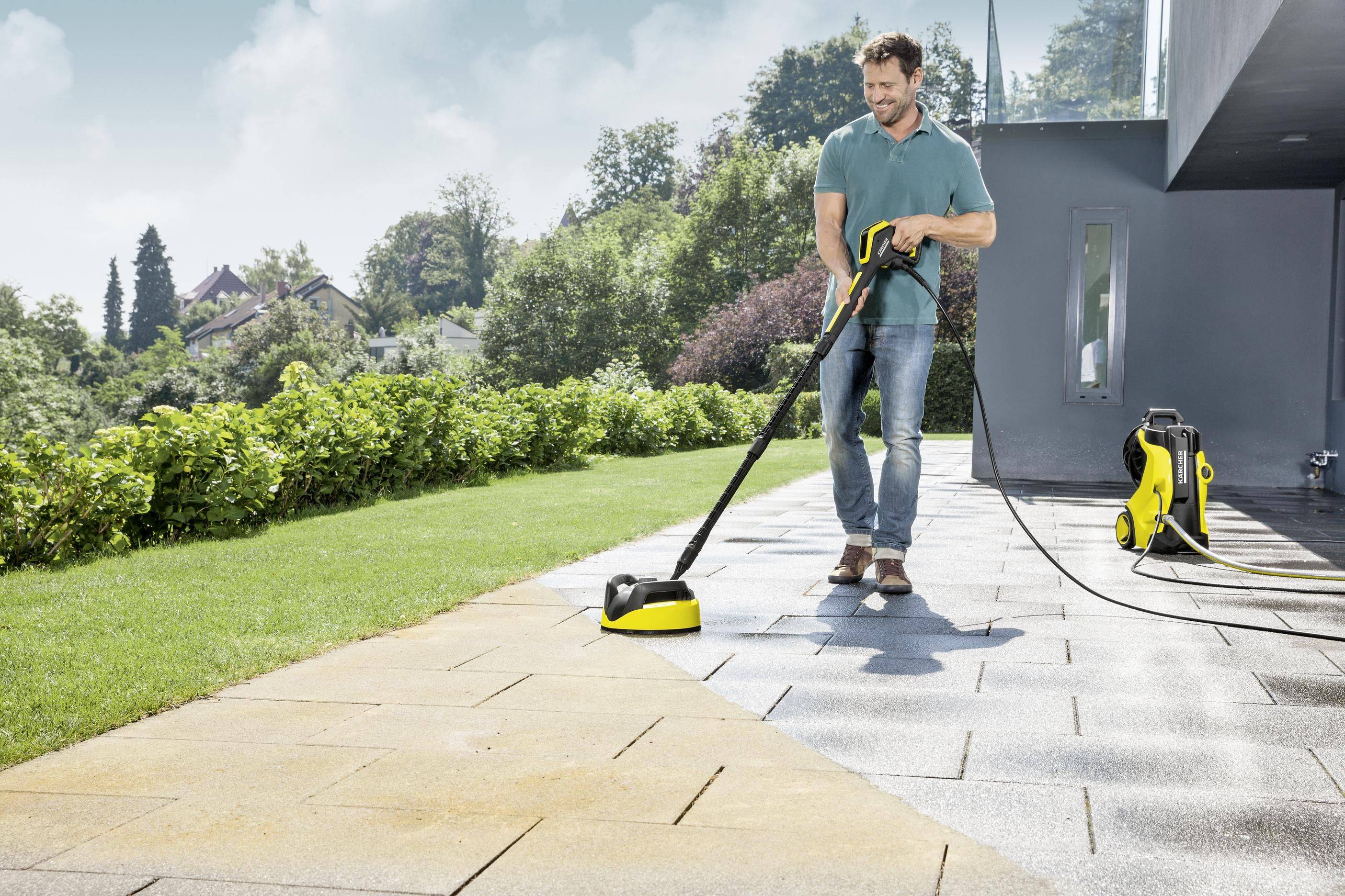 Уборка больших территорий. Karcher 2.643-100. Пылесос Karcher k1001. Кархер высокого давления. Karcher 64149630.