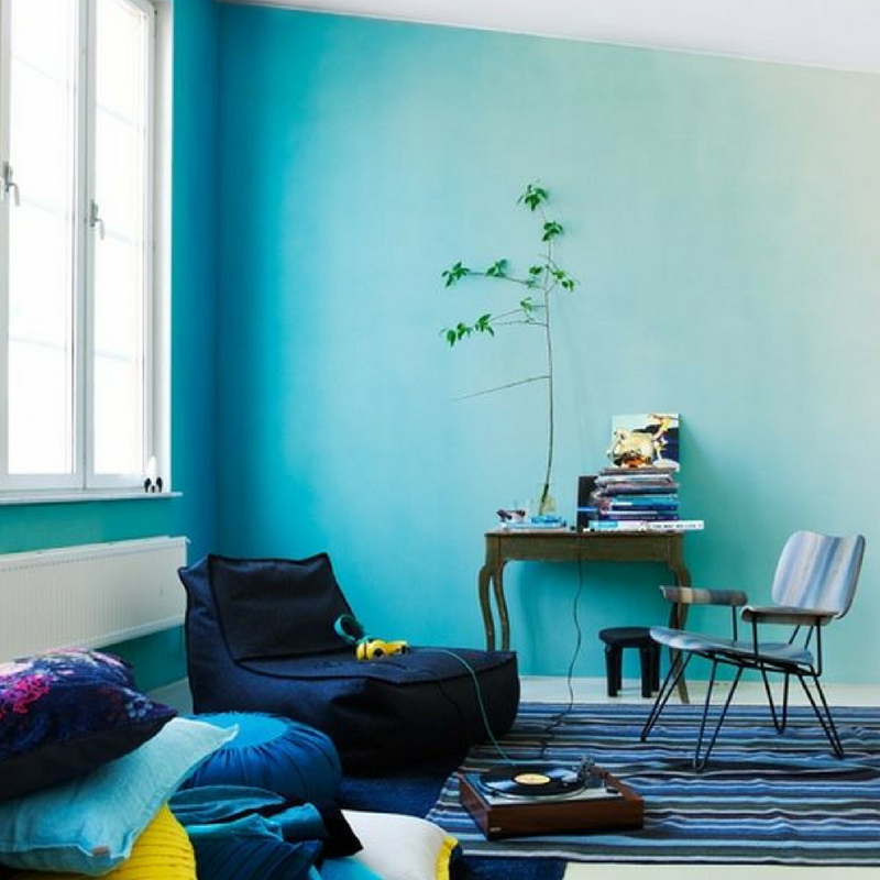 В какой цвет покрасить стены в спальне, коридоре, гостинной комнате, зале: выбор палитры краски (фото)