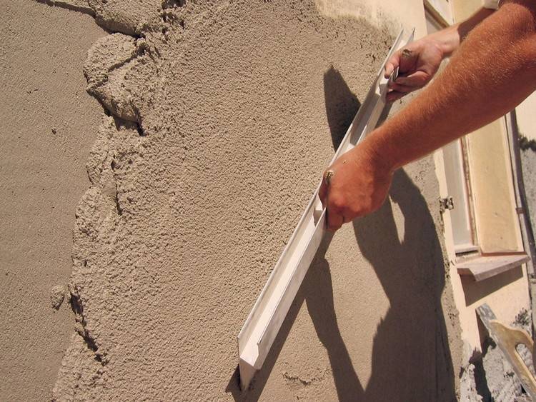 Штукатурка фасадная цементная: плюсы и минусы материала + технология нанесения песчано-полимерцементного раствора на фасад дома