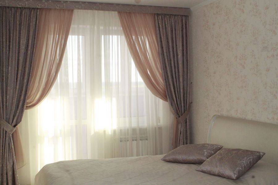 Тюль в спальню с фото: правила выбора - как выбрать материал и цвет тюли в зависимости от интерьера помещения