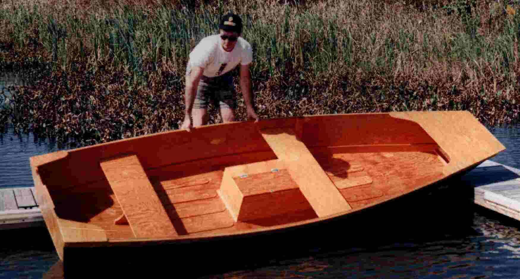 Лучшие способы, как сделать лодку из пенопласта: своими руками?