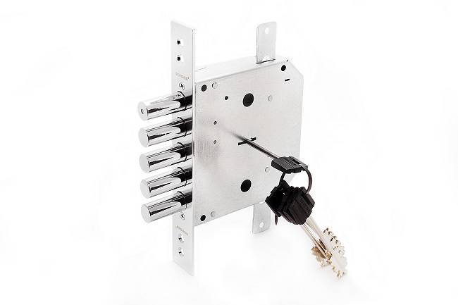 Лучшие замки для металлической двери – рейтинг 2023 – топ-10