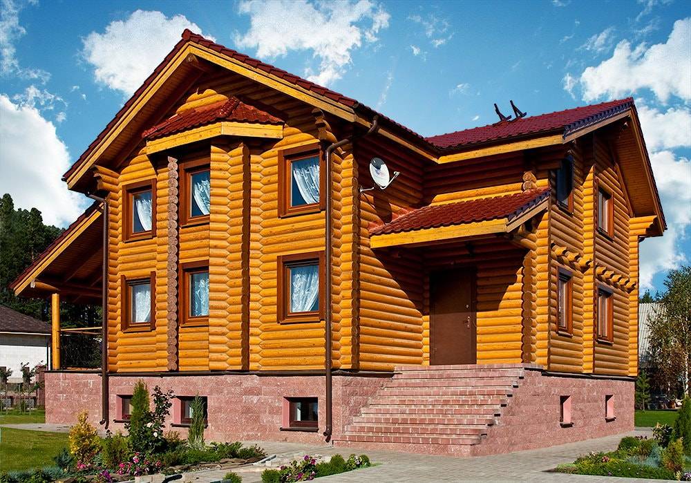 Плюсы и минусы домов из оцилиндрованного бревна