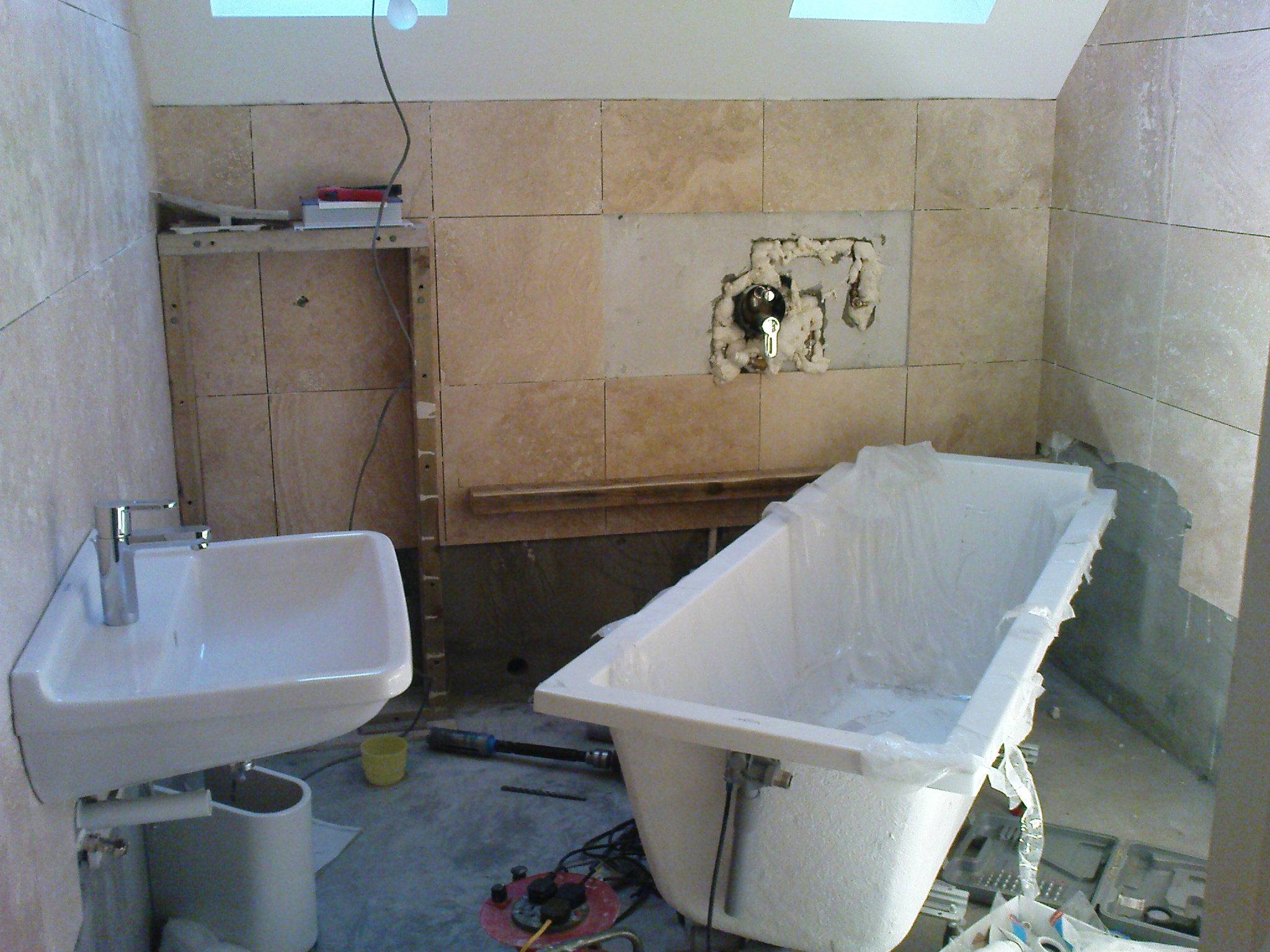 Ремонт ванной комнаты своими руками, видео, фото отделки