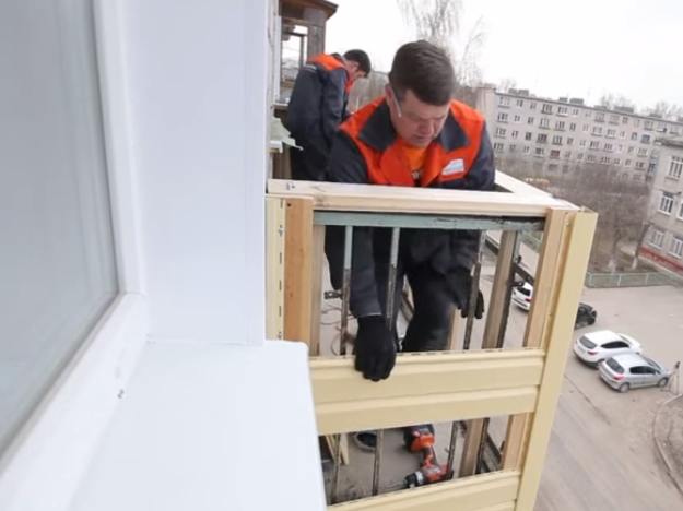 Отделка балкона сайдингом внутри снаружи своими руками: пошаговая инструкция
