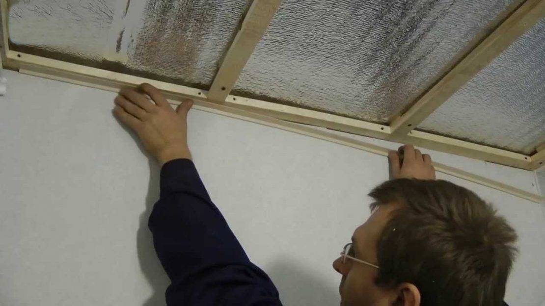 Как обшить потолки пластиковыми панелями: порядок работ, материалы и инструменты