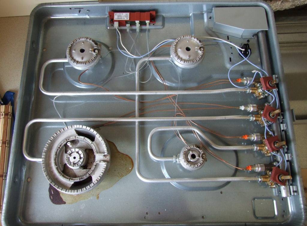Как отремонтировать газовую варочную панель или стеклокерамическую своими руками если она не зажигается