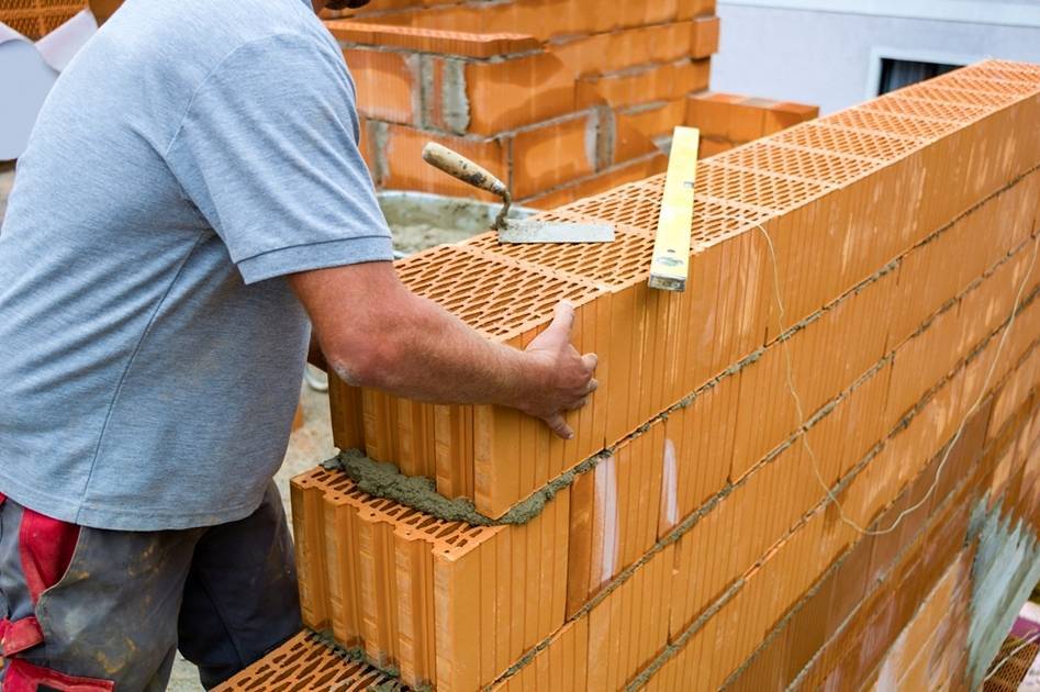 ?как построить дом из керамических блоков, или новые технологии обработки глины для строительства - блог о строительстве