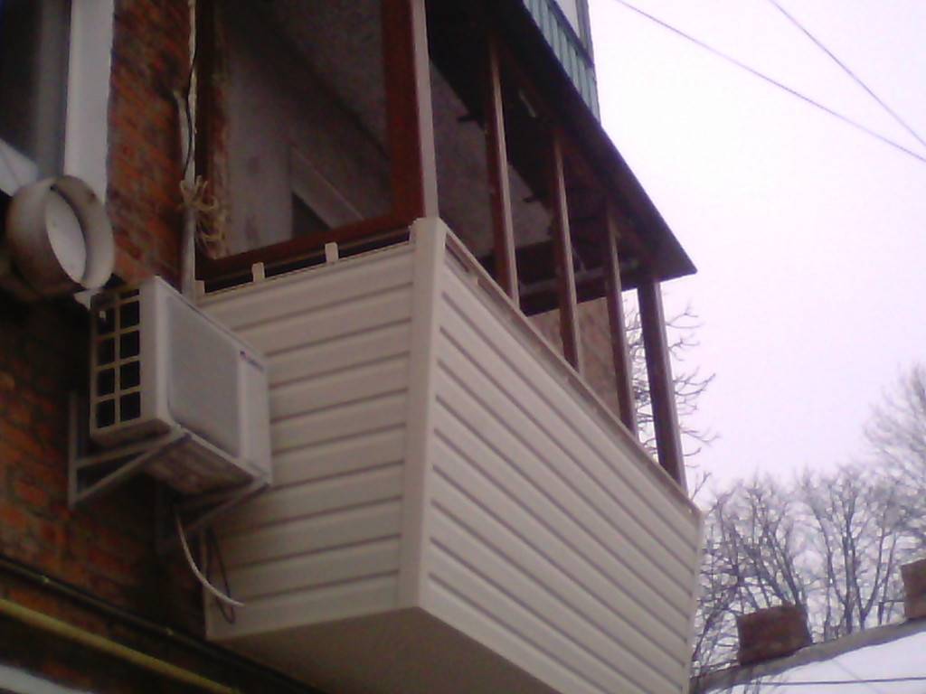 Внешняя и внутренняя обшивка балкона сайдингом своими руками — пошаговая инструкция с фото и описанием