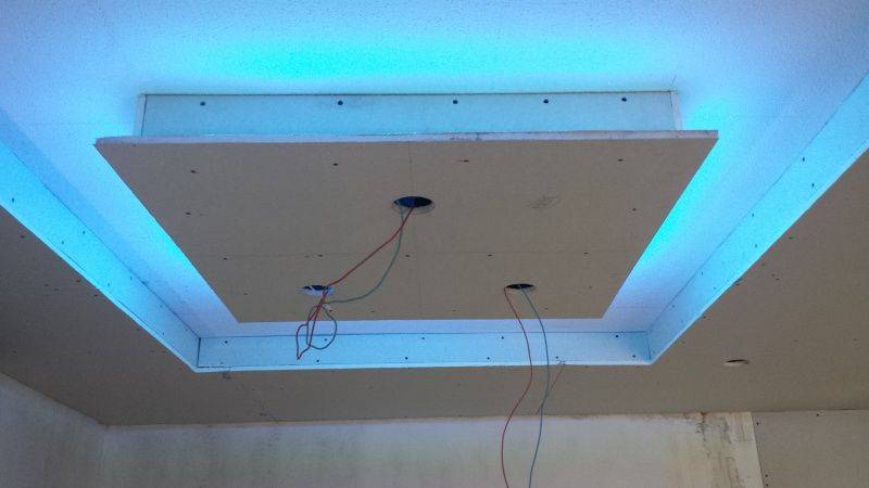 Потолок с подсветкой: как сделать его своими руками