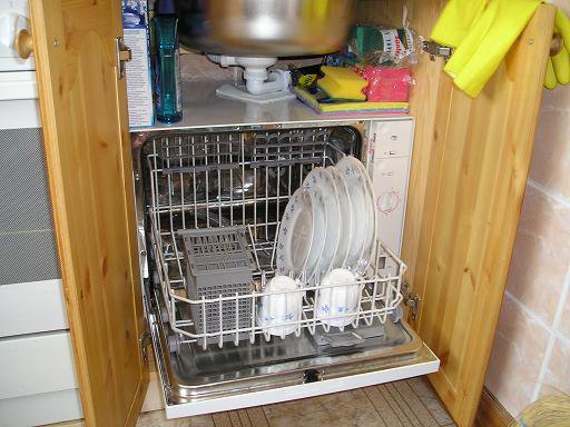 Отдельностоящая посудомоечная машина настольная: особенности кухонной техники, рейтинг 10 лучших